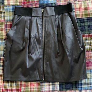 Zip up Mini Skirt